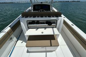 On Mute 33ft Valhalla Boatworks Yacht For Sale