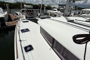 2018-lagoon-400-s2-sail-9891976-20250731155116995-1.jpg