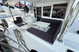 2018-lagoon-400-s2-sail-9891976-20250731155048241-1.jpg