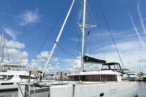 2018-lagoon-400-s2-sail-9891976-20250731155112990-1.jpg
