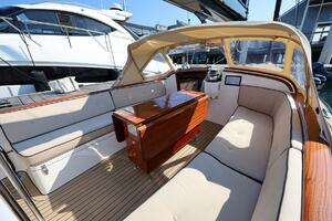Cockpit Seating Forward