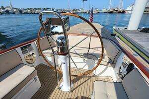 2024 Leonardo Yachts Eagle 44 thumbnail 13