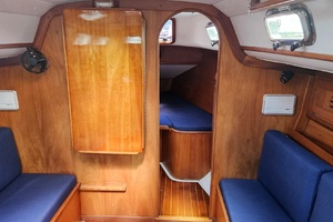 35ft Freedom Yacht For Sale