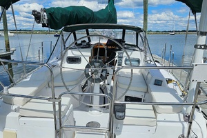 35ft Freedom Yacht For Sale