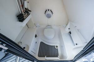 FLOATING STONES 29ft Tidewater Yacht For Sale