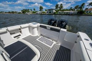 FLOATING STONES 29ft Tidewater Yacht For Sale