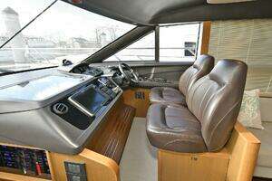 2016 Princess 52 Flybridge thumbnail 31