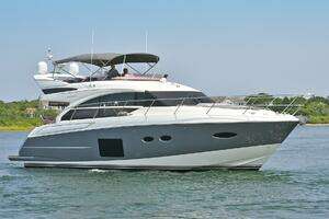 2016 Princess 52 Flybridge thumbnail 3