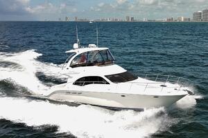 2007 52 Sea Ray Sedan Bridge Reel Destiny Starboard