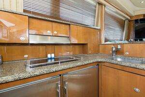 2007 Sea Ray 52 Sedan Bridge thumbnail 11