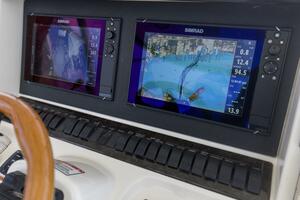 2007 52 Sea Ray Sedan Bridge Reel Destiny Electronics