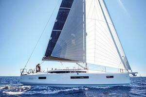 Shaz 40ft Jeanneau Yacht For Sale