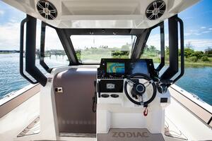 33ft Zodiac Yacht For Sale