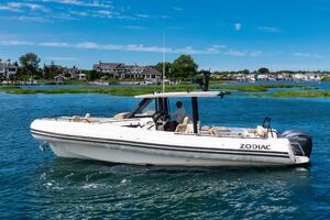 33ft Zodiac Yacht For Sale