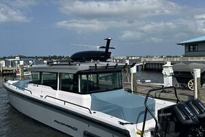 37ft Axopar Yacht For Sale