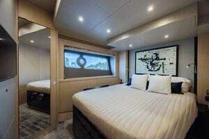 2017 Sunseeker 75 Yacht thumbnail 50