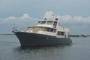 RODE RUNNER II Worth Avenue Yachts