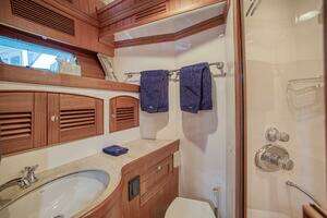 2011 Marlow Explorer 70E thumbnail 33