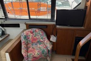 35ft Carver Yacht For Sale