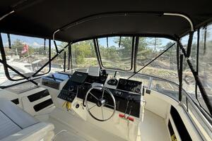 35ft Carver Yacht For Sale