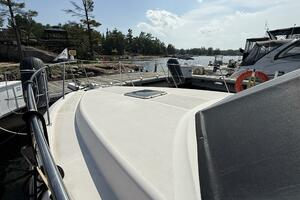 35ft Carver Yacht For Sale