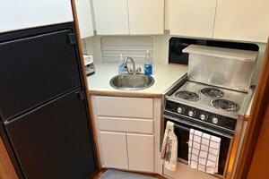 35ft Carver Yacht For Sale