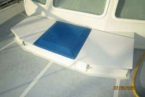 1989 DeFever Offshore Cruiser thumbnail 10