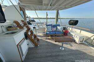 1989 DeFever Offshore Cruiser thumbnail 37
