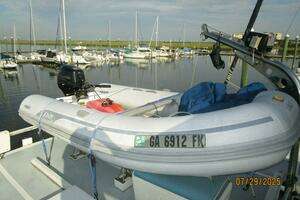 1989 DeFever Offshore Cruiser thumbnail 29