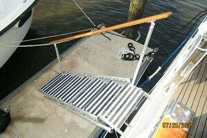 1989 DeFever Offshore Cruiser thumbnail 40