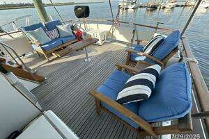 1989 DeFever Offshore Cruiser thumbnail 34