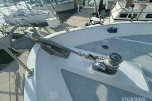 1989 DeFever Offshore Cruiser thumbnail 6