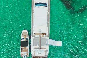 PURE 2002 Arno Leopard OPEN 27 Yacht For Sale in Simpson bay 