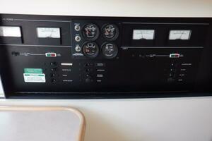 Y Knot 35ft Carver Yacht For Sale