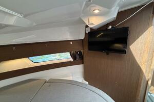 Jeanneau Knot Work'N - Cabin