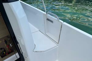 Jeanneau Knot Work'N- Deck Equipment