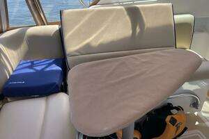 2004 Hunt Yachts Surfhunter thumbnail 7
