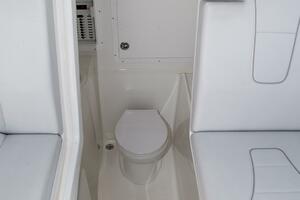 37ft SeaVee Yacht For Sale