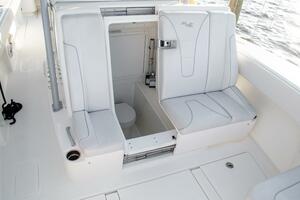 37ft SeaVee Yacht For Sale