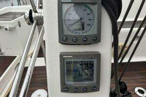 2004 Dufour 40 thumbnail 28