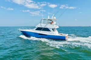 2000 Viking 50 Convertible