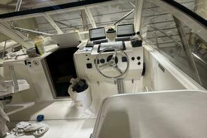 28ft Carolina Classic Yacht For Sale