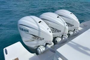 46FT (14.17M) PURSUIT yacht for sale