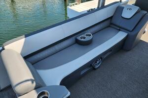 Vessel Image #9