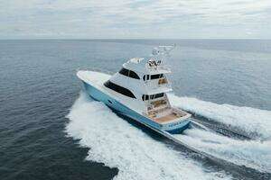 2012 Viking 76 Enclosed Flybridge thumbnail 56