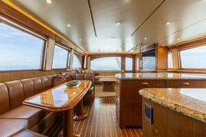 2012 Viking 76 Enclosed Flybridge thumbnail 13