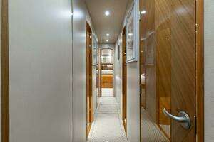 2012 Viking 76 Enclosed Flybridge thumbnail 14