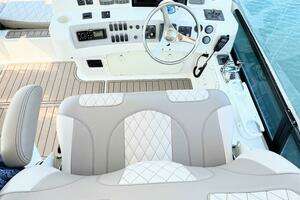 2005 Neptunus 62 Flybridge thumbnail 30