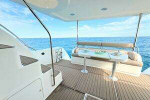 2005 Neptunus 62 Flybridge thumbnail 18