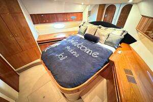 2005 Neptunus 62 Flybridge thumbnail 46